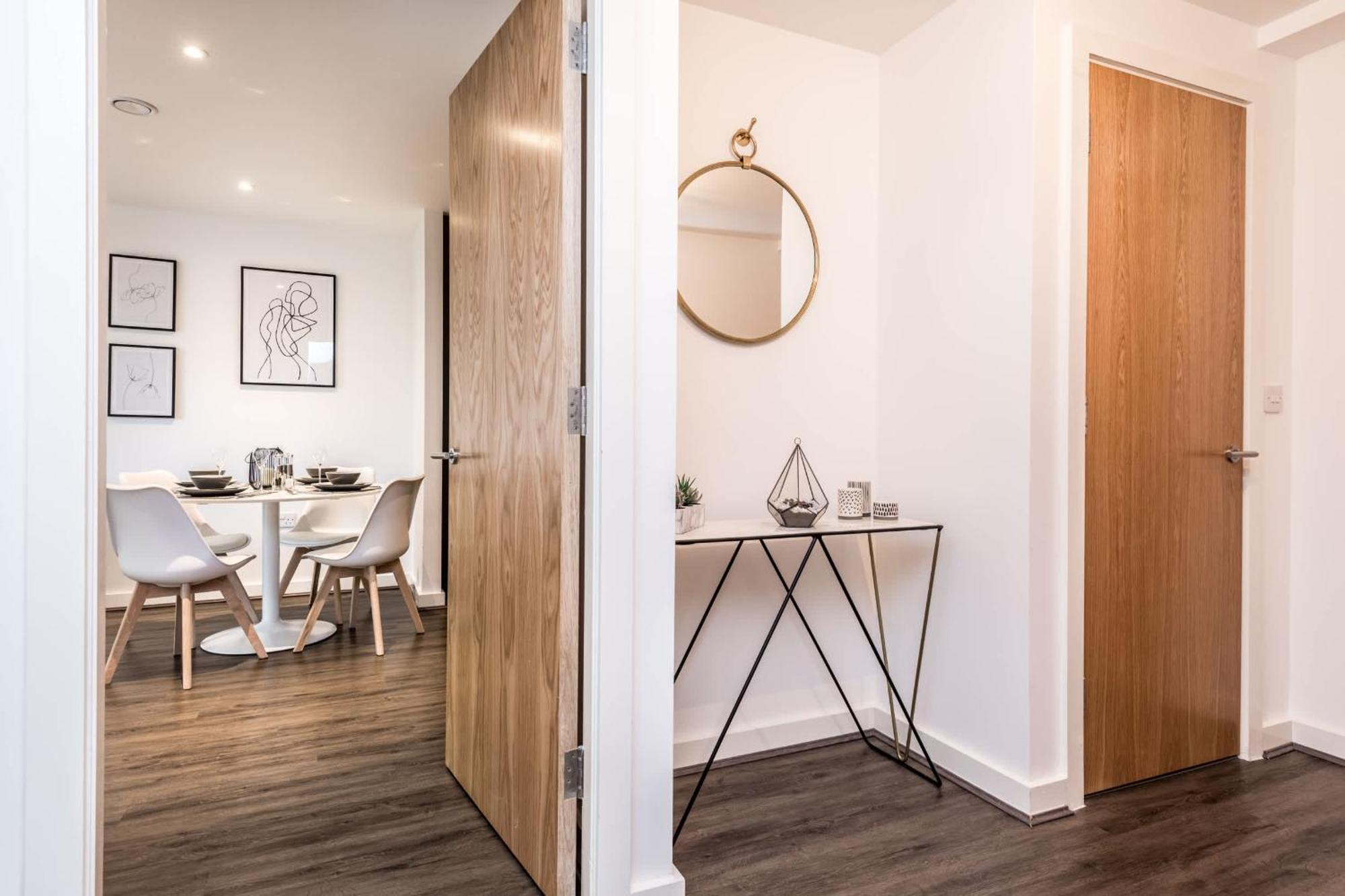 Apartment Chavasse Cove Sleeping 6 Guests With Parking *
